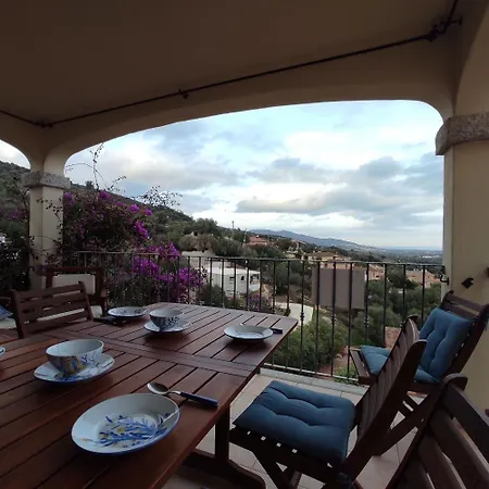 Casa Irene With Balcony In * Budoni